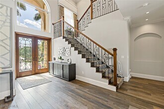 1435 Osprey Ave in Naples, FL - Building Photo - Building Photo