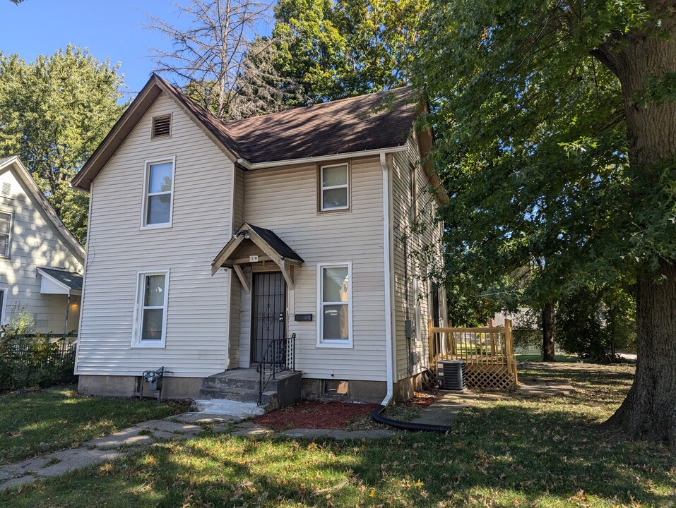 519 Oakley Ave in Rockford, IL - Building Photo