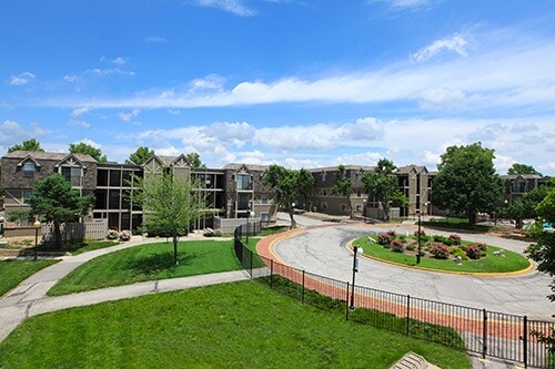 Haverford West in Shawnee, KS - Foto de edificio - Building Photo