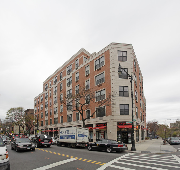 150 Clermont in Brooklyn, NY - Foto de edificio