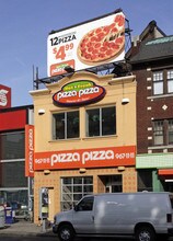 320-328 Bloor St W in Toronto, ON - Building Photo - Building Photo