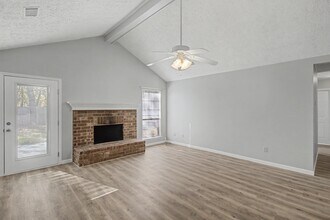 412 Arlington Dr in Hinesville, GA - Building Photo - Building Photo