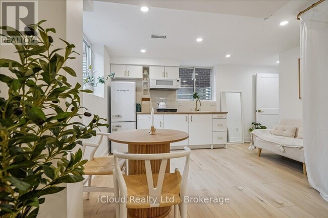 property at 13 Southam Ln