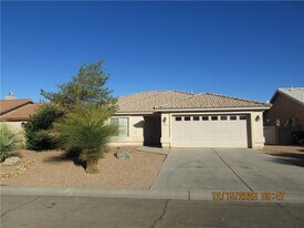 3915 E Nicole Ave in Kingman, AZ - Building Photo