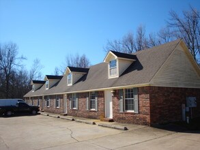 1311 N Church St, Unit E in Jonesboro, AR - Building Photo - Building Photo