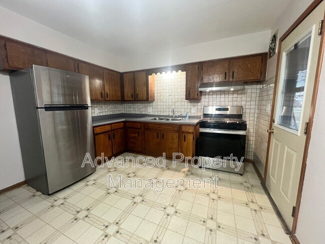 5710 N 91st St in Milwaukee, WI - Building Photo - Building Photo