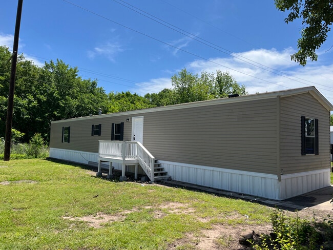 property at 4400 Gibson St