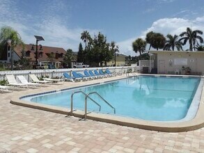 223 Columbia Dr, Unit Cape Canaveral rental in Cape Canaveral, FL - Foto de edificio - Building Photo