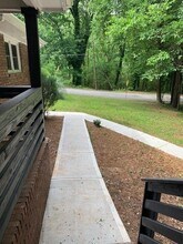 2897 White Oak Dr in Decatur, GA - Building Photo - Building Photo