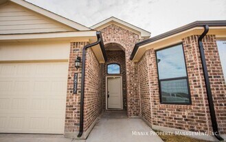 7817 93rd St in Lubbock, TX - Building Photo