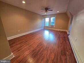 133 E Mt Airy Ave, Unit 3 in Philadelphia, PA - Building Photo - Building Photo