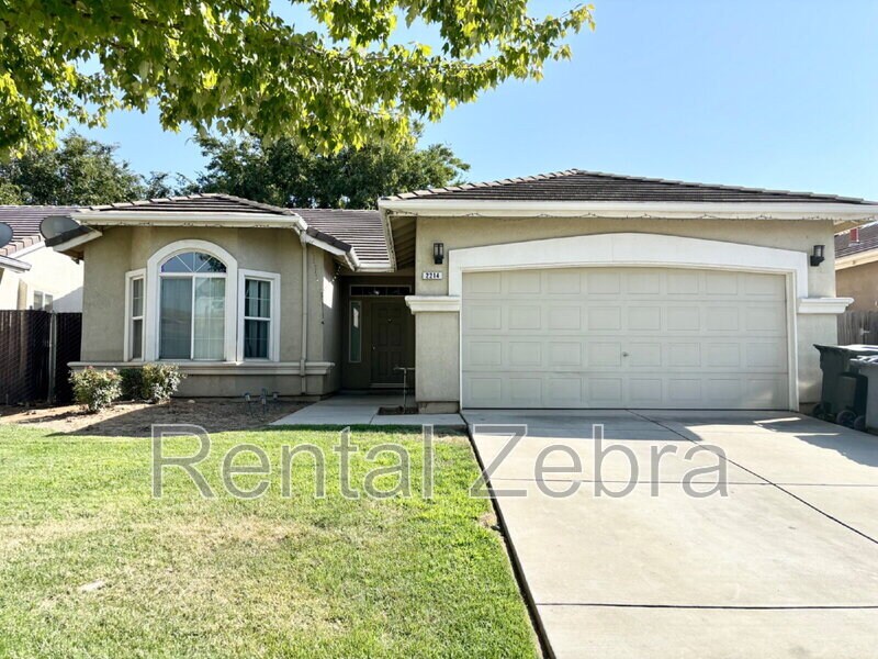 2214 Sugar Pine Ct in Merced, CA - Building Photo