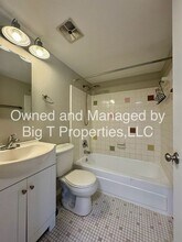 125G Clubhouse Dr SW in Leesburg, VA - Building Photo - Building Photo