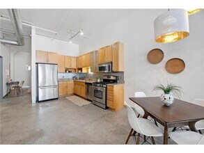 250 Park Ave-Unit -512 in Minneapolis, MN - Building Photo - Building Photo