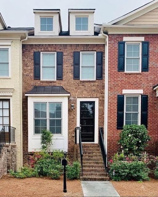 property at 6295 Shelburne Park Ln