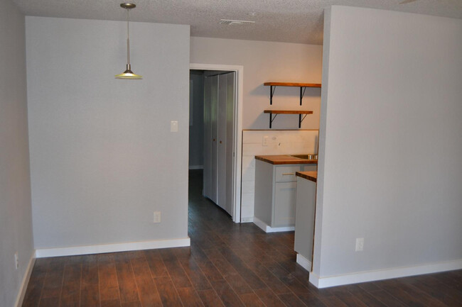 1812 14th St in Lubbock, TX - Building Photo - Building Photo