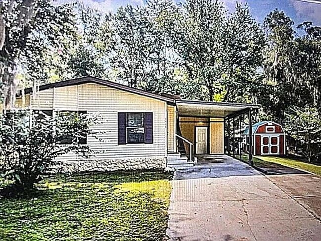 property at 6464 SE 111th St