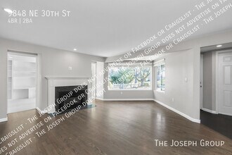 9848 NE 30th St in Bellevue, WA - Building Photo - Building Photo