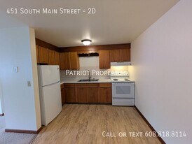 451 S Main St in Verona, WI - Building Photo