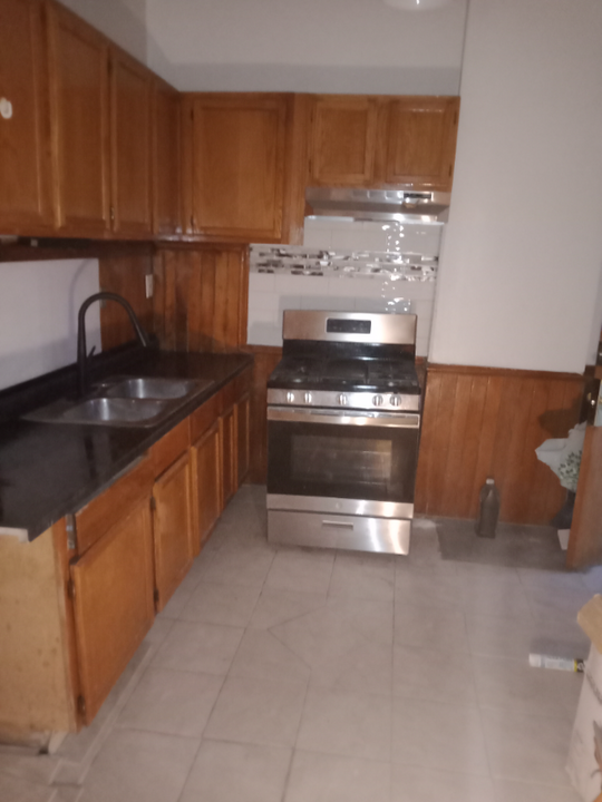 4640 S Evans Ave-Unit -2 in Chicago, IL - Building Photo