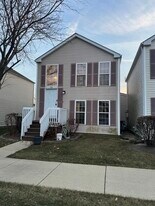 1121 Symphony Dr in Aurora, IL - Building Photo