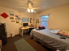 102 N Lincoln Ave in Urbana, IL - Building Photo - Building Photo