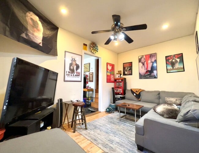 3212 Winter St in Philadelphia, PA - Building Photo - Building Photo