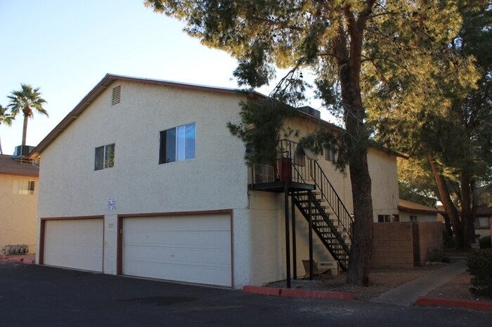 860 E Brown Rd-Unit -22 in Mesa, AZ - Building Photo