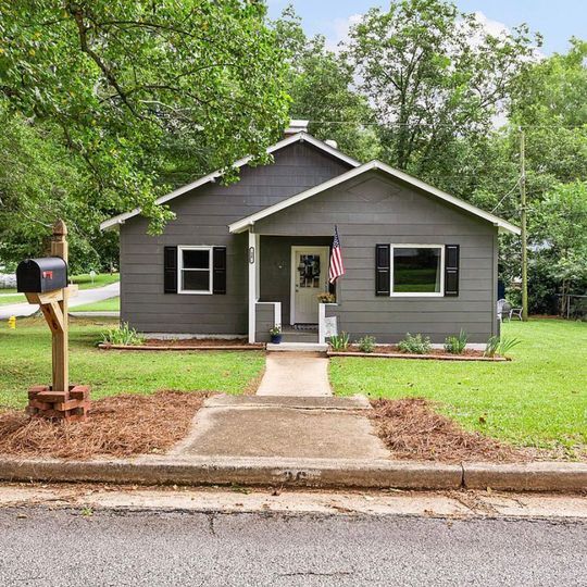 26 1st St Rentals in Inman, SC