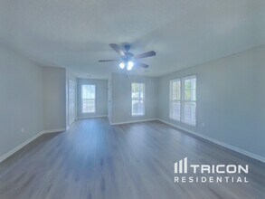 1 Tomafield Ct in Columbia, SC - Foto de edificio - Building Photo