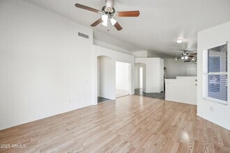 641 E Gail Dr in Chandler, AZ - Building Photo - Building Photo