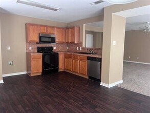 6217 Balcony Ln in Dallas, TX - Building Photo - Building Photo