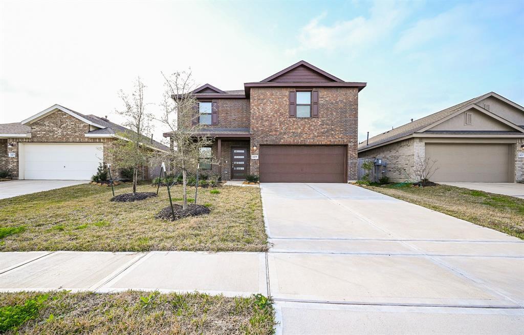 24239 Breckenridge Pass Ln in Hockley, TX - Building Photo