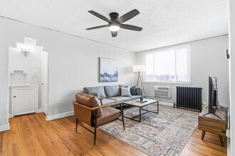 1666 Detroit St in Denver, CO - Foto de edificio - Building Photo