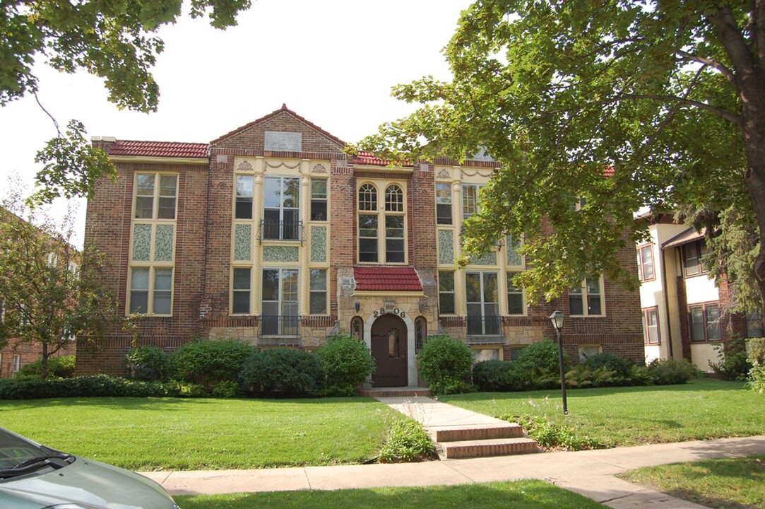 2806 Xerxes Ave S in Minneapolis, MN - Foto de edificio