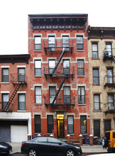 841 Kent Ave in Brooklyn, NY - Building Photo - Building Photo