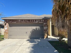 2605 Pahmeyer Rd in New Braunfels, TX - Building Photo