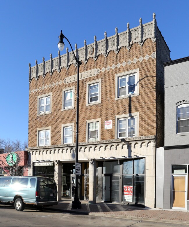 614 6th St. (12 Unit +2 Commercial)