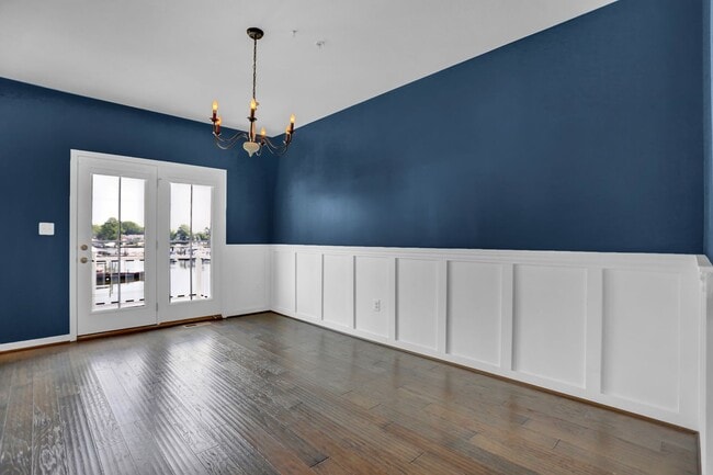 8224 Secluded Cove Ln in Baltimore, MD - Building Photo - Building Photo