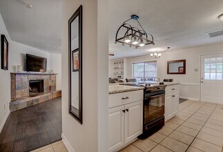 565 Bell Dr in Allen, TX - Building Photo - Building Photo