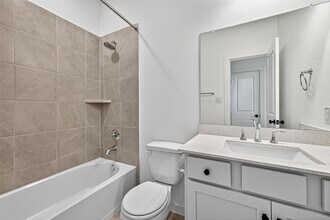 10934 White Mist Dr in Missouri City, TX - Foto de edificio - Building Photo