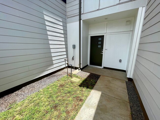 property at 91-1170-1170 Ho?ona?auao St