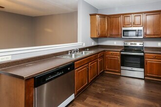 9918 White Poplar Dr in Olive Branch, MS - Foto de edificio - Building Photo