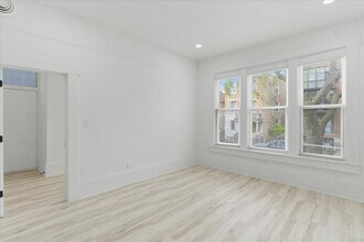 2608 W Haddon Ave in Chicago, IL - Foto de edificio - Building Photo