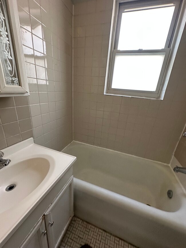 4237 N Paulina St, Unit 1BD in Chicago, IL - Foto de edificio - Building Photo