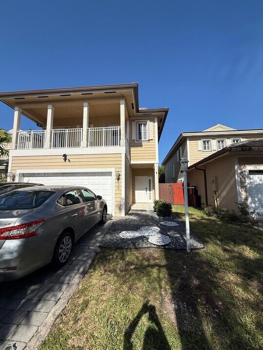 239 SE 31st Terrace in Homestead, FL - Building Photo