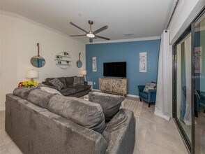 5674 Palmer Cir, Unit 203 in Bradenton, FL - Building Photo - Building Photo