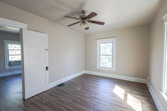 2545 Cleinview Ave in Cincinnati, OH - Foto de edificio - Building Photo