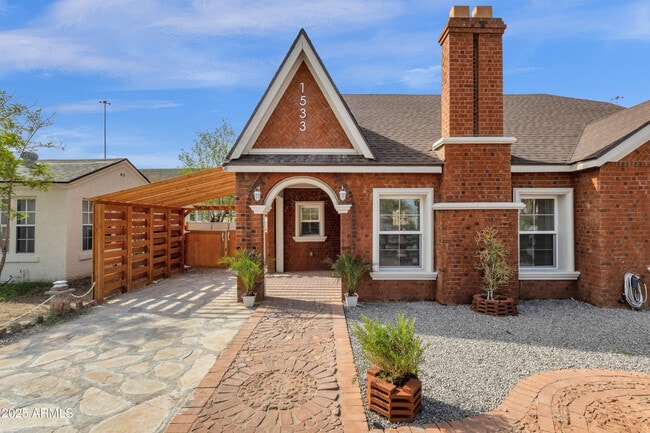 1533 W Culver St in Phoenix, AZ - Foto de edificio - Building Photo