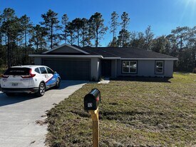 12 Hemlock Way in Ocala, FL - Building Photo